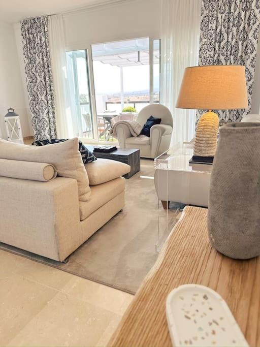 Ferienwohnung Oceanview Luxury Penthouse Estepona Exterior foto