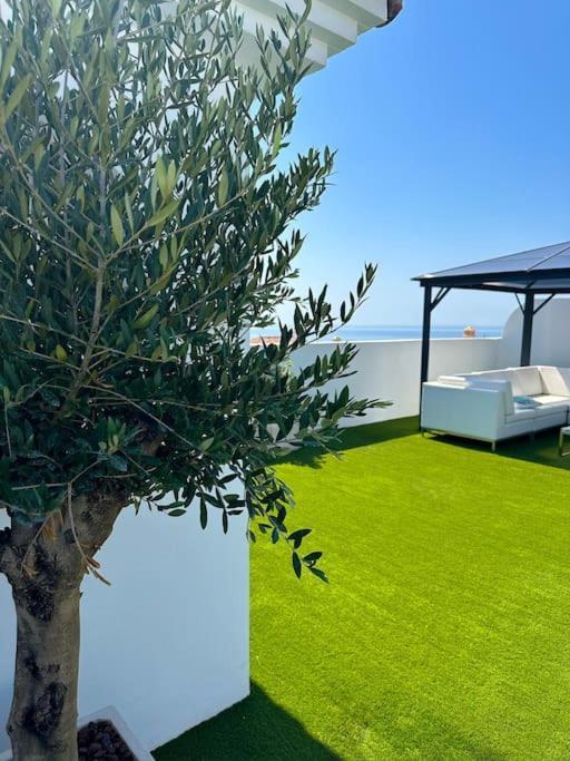 Ferienwohnung Oceanview Luxury Penthouse Estepona Exterior foto