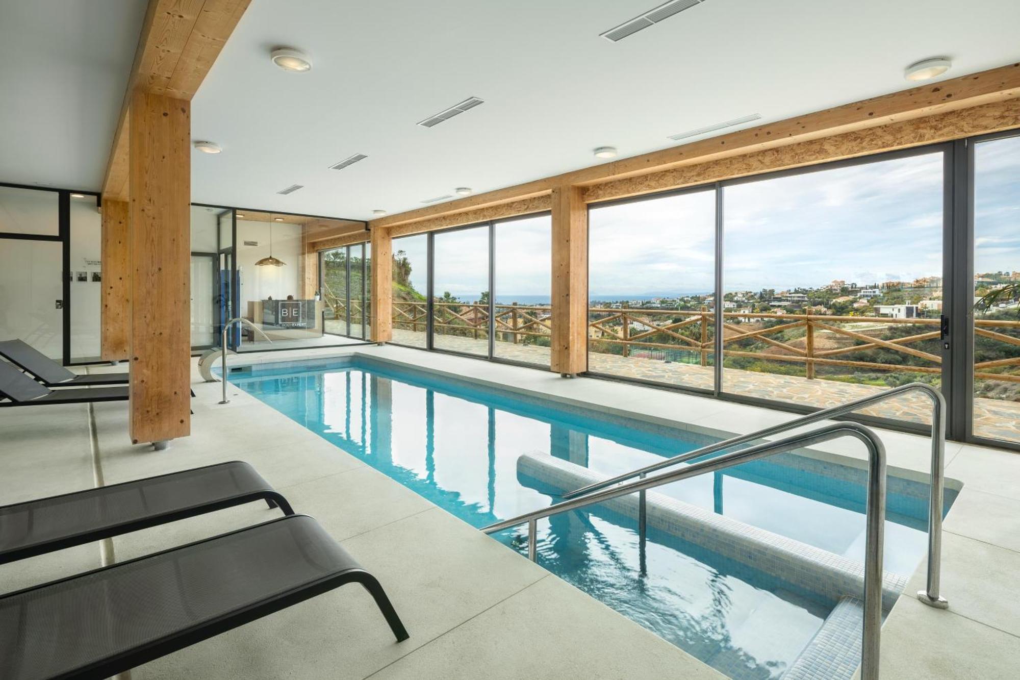 Ferienwohnung Oceanview Luxury Penthouse Estepona Exterior foto