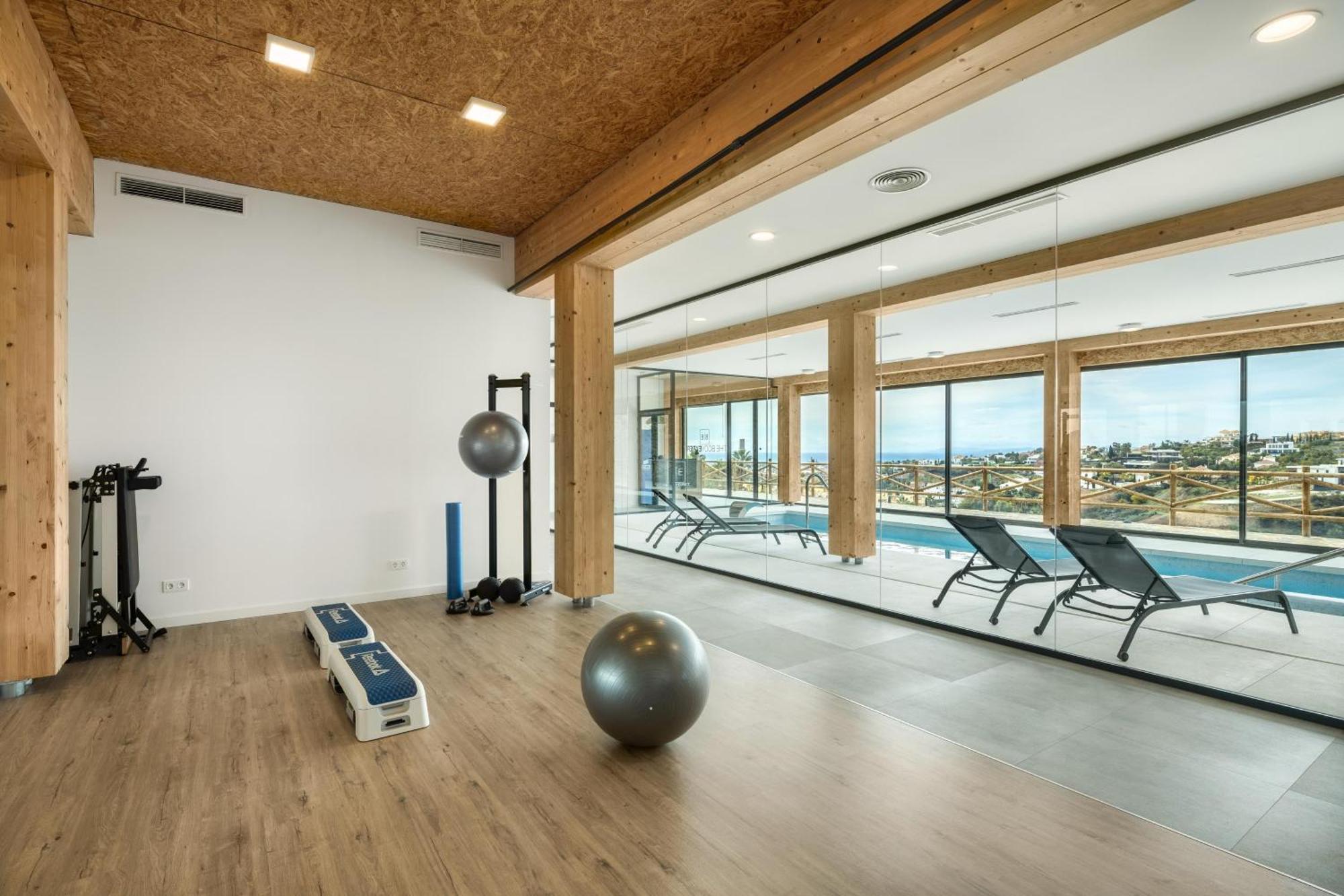 Ferienwohnung Oceanview Luxury Penthouse Estepona Exterior foto